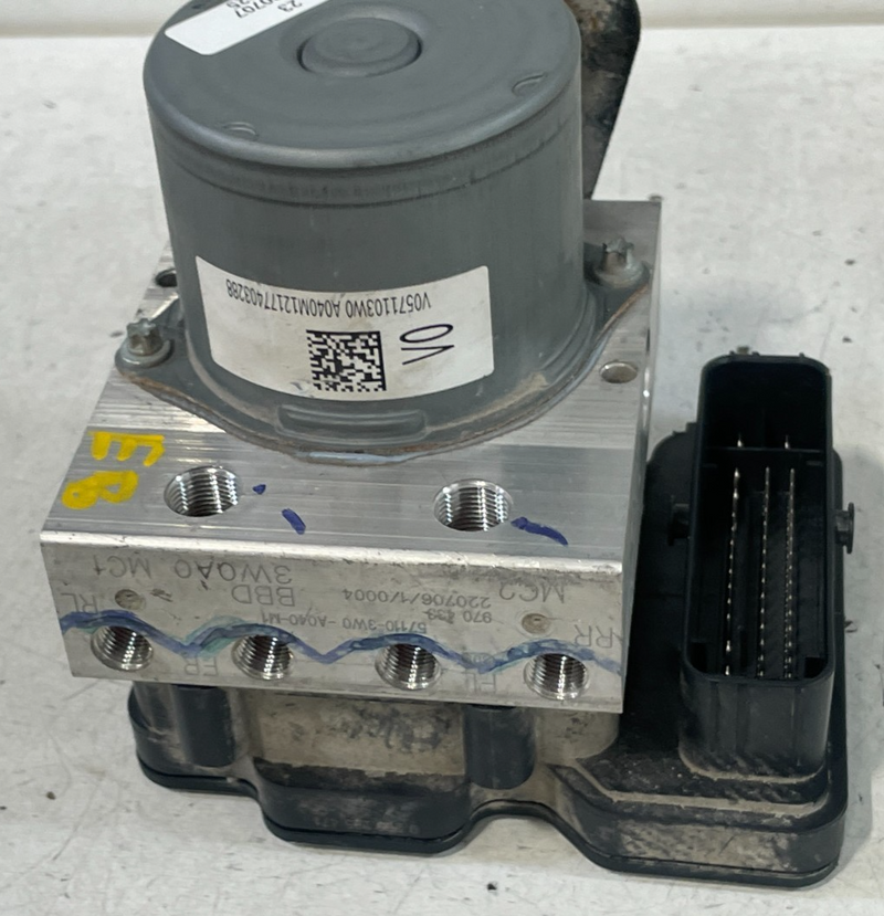 Load image into Gallery viewer, 2023-2025 HONDA HR-V FWD ANTI LOCK ABS BRAKE PUMP MODULE UNIT 2.0L # 100707
