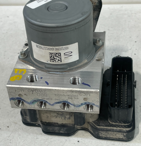 2023-2025 HONDA HR-V FWD ANTI LOCK ABS BRAKE PUMP MODULE UNIT 2.0L