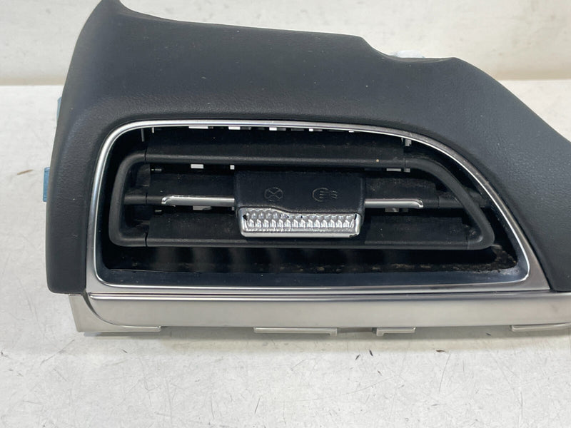 Load image into Gallery viewer, 20-22 PALISADE FRONT LEFT DASH AC AIR VENT GRILLE MOLDING W/ TRIM COVER # 99155
