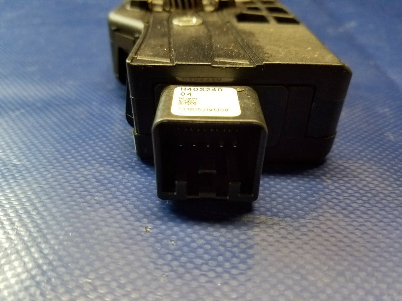 Load image into Gallery viewer, 2014 - 2020 INFINITI Q50 SUNROOF SUN ROOF MOON ROOF MOTOR # 51907
