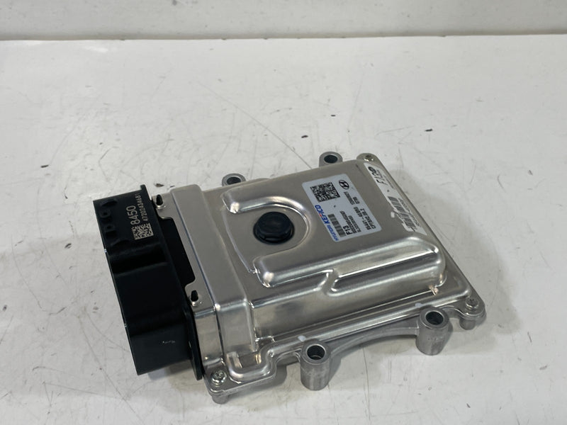 Load image into Gallery viewer, 20-22 HYUNDAI PALISADE FWD TRANSMISSION CONTROL MODULE TM TCU UNIT 3.8L #103604

