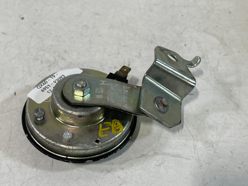 Load image into Gallery viewer, 2013 - 2020 INFINITI JX35 QX60 HIGH PITCH HORN SIGNAL ALARM 25605-3JA0A # 93093
