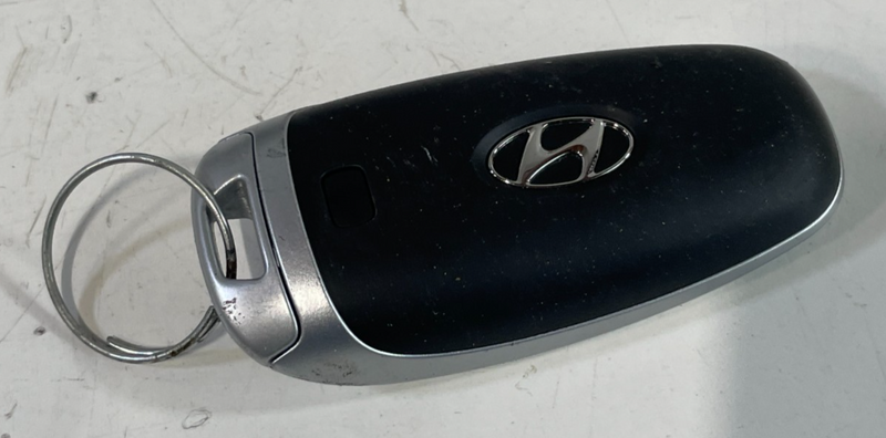 Load image into Gallery viewer, 23-24 HYUNDAI PALISADE ENGINE &amp; BODY CONTROL MODULE ECM BCM W/ KEY FOB # 104074
