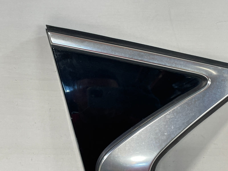 Load image into Gallery viewer, 2017-2019 INFINITI QX30 REAR LEFT SIDE FENDER CORNER QUARTER PANEL TRIM # 95272
