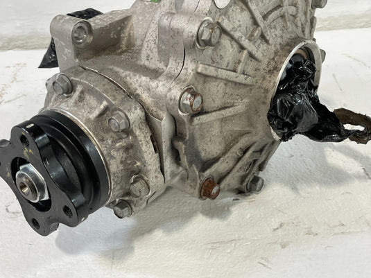 22-23 KIA STINGER AWD FRONT DIFFERENTIAL CARRIER ASSEMBLY 34K MILES 2.5L