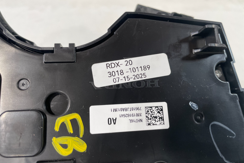 Load image into Gallery viewer, 2019-2024 ACURA RDX DASH HVAC CLIMATE TEMPERATURE CONTROL SWITCH PANEL # 101189

