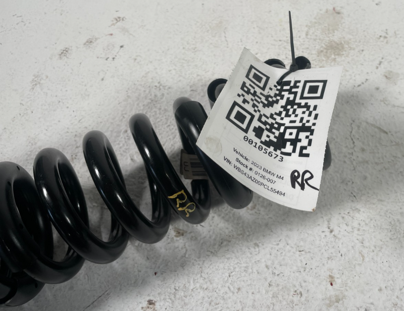 Load image into Gallery viewer, 2021-2025 BMW G82 M4 REAR LEFT OR RIGHT SIDE SUSPENSION COIL SPRING # 105673

