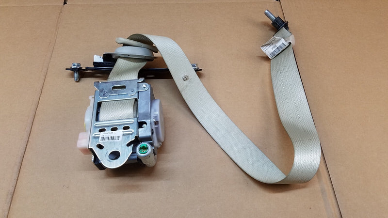 Load image into Gallery viewer, ⭐⭐ OEM 2013 INFINITI JX35 FRONT LEFT DRIVER SEAT BELT W/O PRE CRASH 3.5L ⭐⭐
