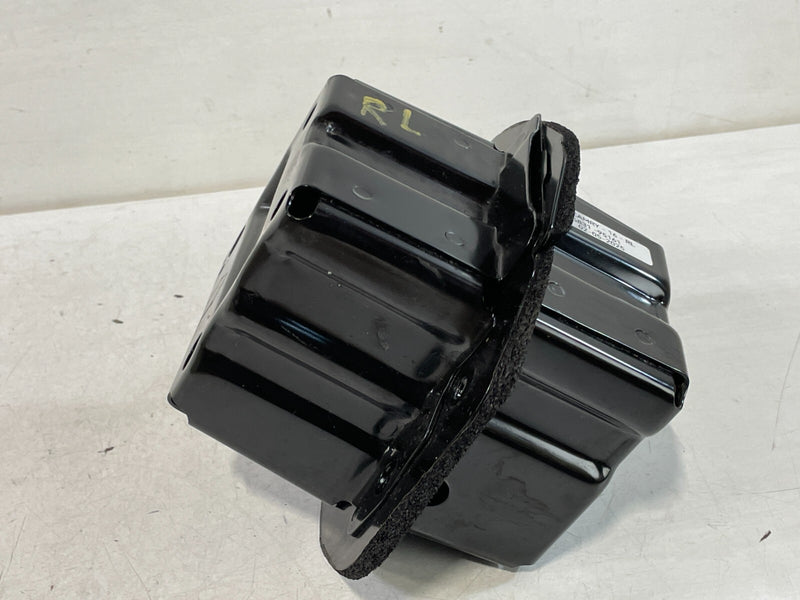 Load image into Gallery viewer, 15-17 TOYOTA CAMRY REAR LH OR RH SIDE DOOR PANEL REINFORCE SUB ASSEMBLY # 95161
