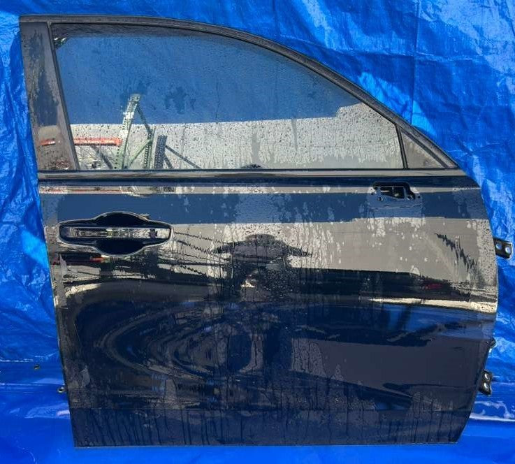 Load image into Gallery viewer, HONDA HR-V HRV FRONT RIGHT SIDE DOOR ASSEMBLY BLACK (NH731P) 2023-2025 # 106111
