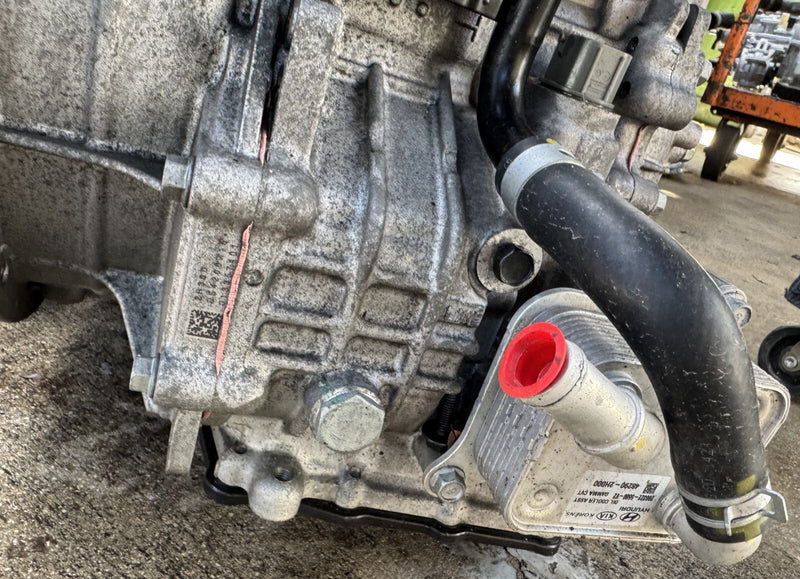 Load image into Gallery viewer, HYUNDAI ELANTRA FWD AUTO TRANSMISSION ASSEMBLY 2.0L 51K MILES 21-23 # NB1-TRS448
