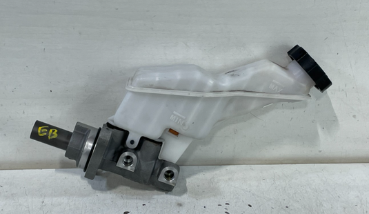 2020-2025 HYUNDAI PALISADE BRAKE MASTER CYLINDER RESERVOIR BOOSTER TANK