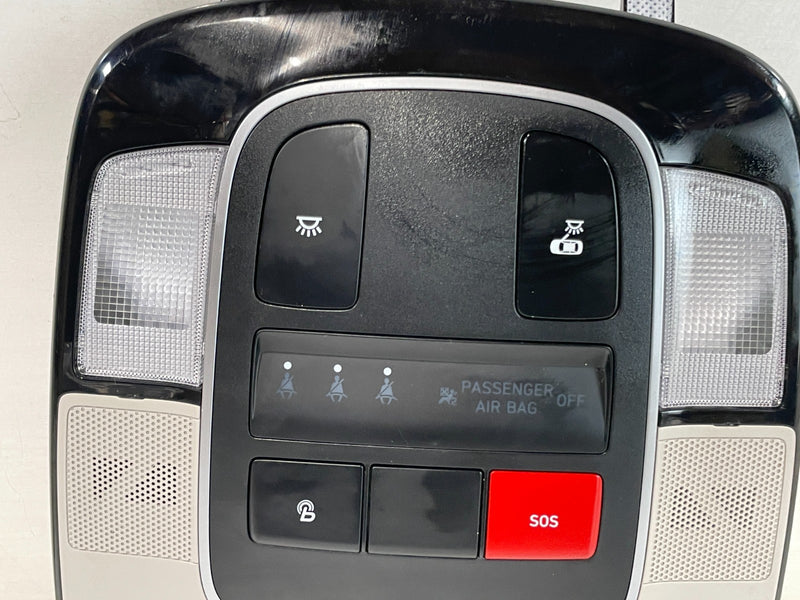 Load image into Gallery viewer, 2022-2024 HYUNDAI TUCSON INTERIOR OVERHEAD ROOF MAP DOME LIGHT LAMP # 103250
