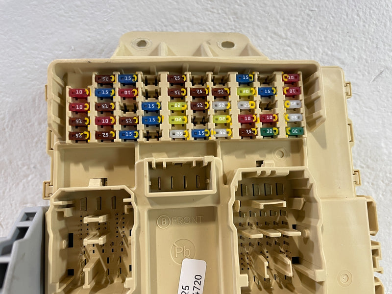 Load image into Gallery viewer, 2020 - 2022 HYUNDAI PALISADE FUSE RELAY CABIN JUNCTION BOX 91951-S8661 # 104720

