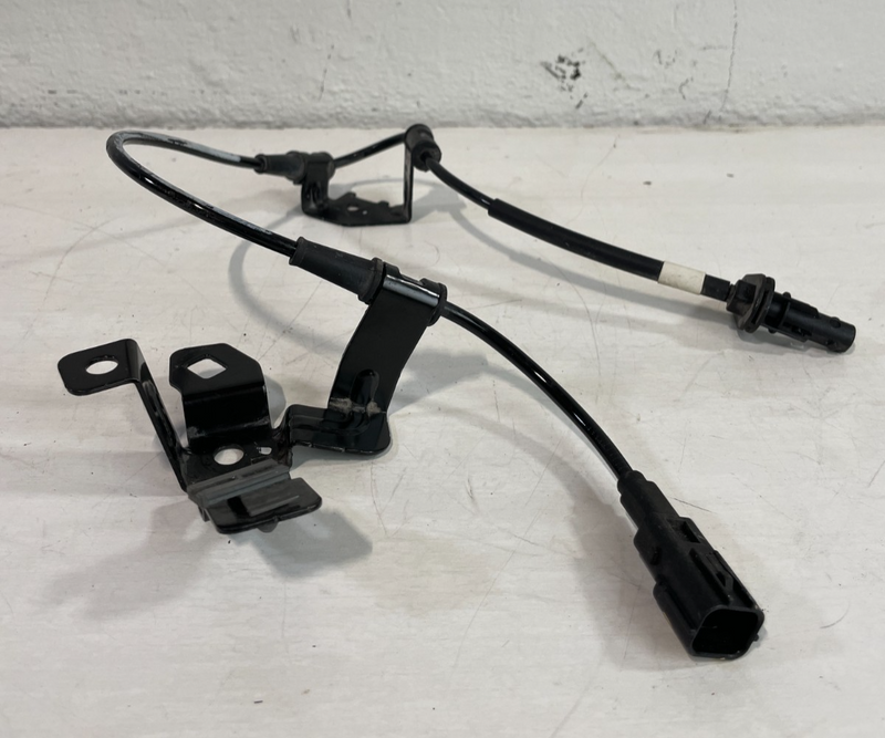 Load image into Gallery viewer, 2019-2025 GENESIS G70 REAR LEFT DRIVER SIDE ABS WHEEL SPEED SENSOR # 104260
