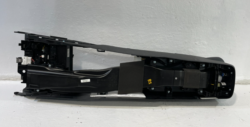 Load image into Gallery viewer, 2018 - 2023 KIA STINGER CENTER CONSOLE CUP HOLDER ARMREST FLOOR ASSEMBLY # 99703
