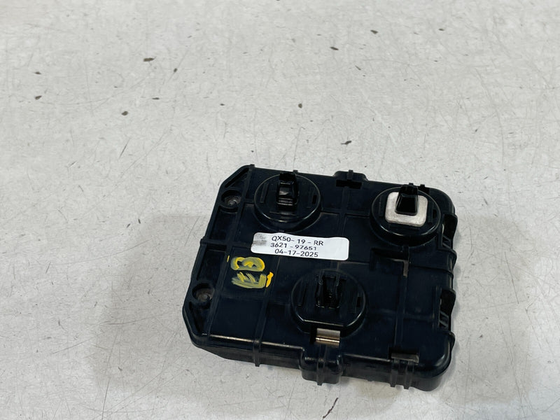 Load image into Gallery viewer, 2019 - 2020 INFINITI QX50 REAR LH &amp; RH BLIND SPOT RADAR WARNING SENSOR # 97651
