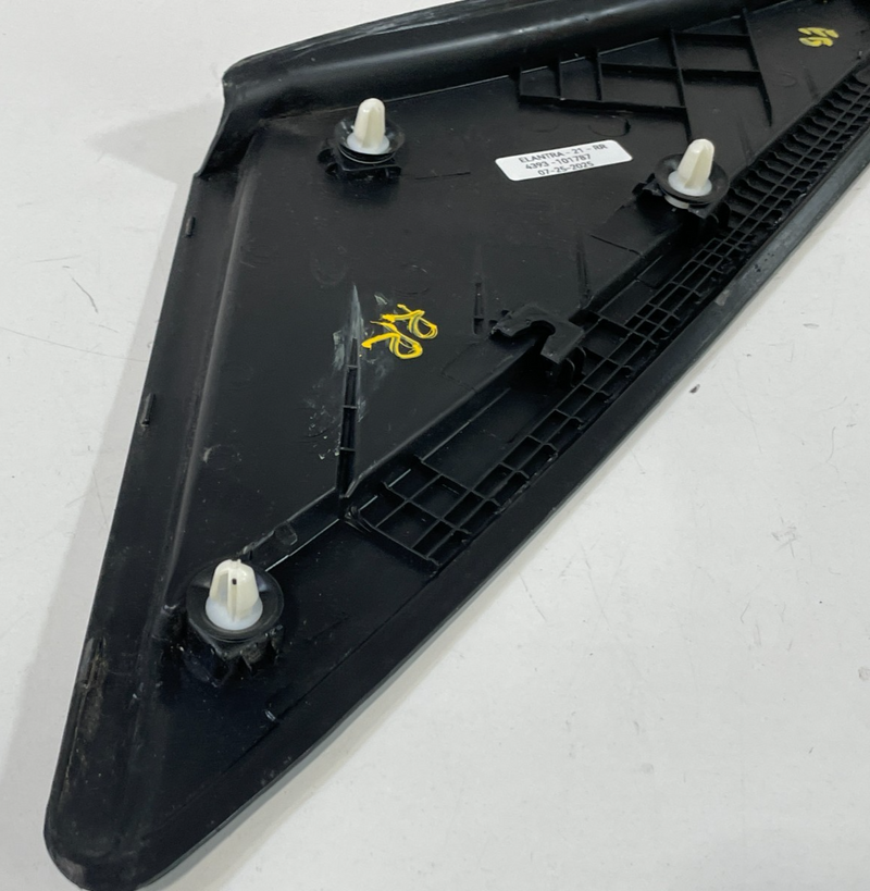 Load image into Gallery viewer, 2021-2023 HYUNDAI ELANTRA ELANTRA N REAR RIGHT SIDE C PILLAR TRIM PANEL # 101787
