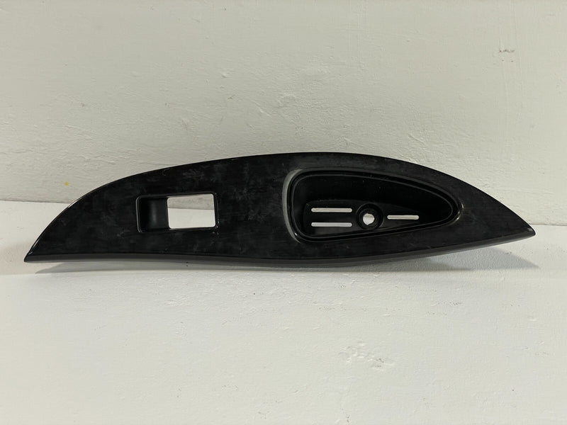 Load image into Gallery viewer, 2016-2017 INFINITI QX50 REAR RIGHT PASSENGER DOOR WINDOW SWITCH BEZEL # 86313
