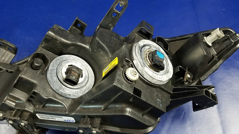 Load image into Gallery viewer, 09 - 10 NISSAN MURANO LEFT &amp; RIGHT HALOGEN HEADLIGHT HEADLAMP PAIR # IG14-HDS485

