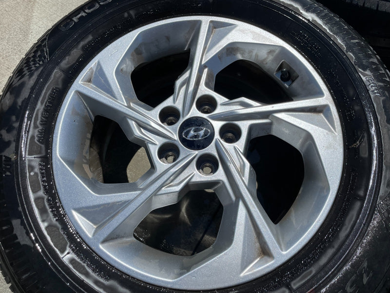 Load image into Gallery viewer, HYUNDAI TUCSON 17x7 5 SPOKE ALLOY WHEEL W/TIRE (SET#4) 2022-2024 # ML7-WH1329
