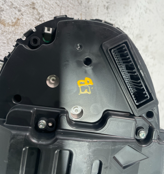 19-21 GENESIS G70 SPEEDOMETER INSTRUMENT CLUSTER MPH 71K MILES 2.0L
