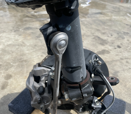 2023-2025 ACURA INTEGRA FRONT RIGHT SIDE SUSPENSION KNEE ASSEMBLY 1.5L
