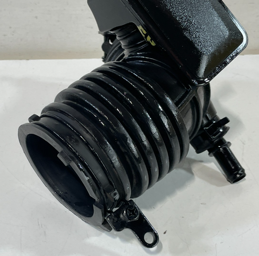 21-23 HYUNDAI ELANTRA AIR CLEANER INTAKE HOSE RESONATOR DUCT PIPE 2.0L # 101817