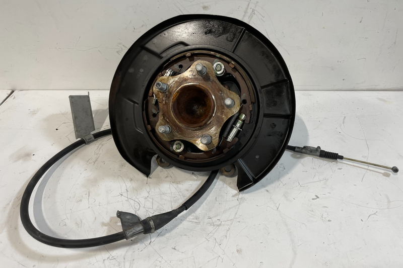 Load image into Gallery viewer, 14 - 20 INFINITI QX60 FWD REAR RIGHT SIDE SPINDLE KNUCKLE W/ BEARING HUB # 83413
