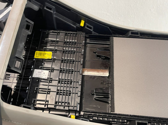 2020-2022 HYUNDAI PALISADE CENTER CONSOLE STORAGE COMPARTMENT ASSEMBLY