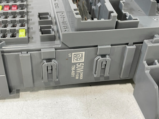 2022-2025 HONDA CIVIC UNDER DASH FUSE RELAY CABIN JUNCTION BOX 1.5L