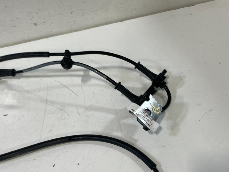 Load image into Gallery viewer, 2021-2023 HYUNDAI SANTA FE FRONT RIGHT SIDE ABS WHEEL SPEED SENSOR # 101885
