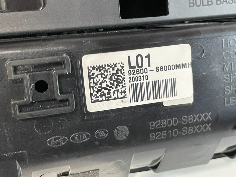 Load image into Gallery viewer, 2020 - 2022 HYUNDAI PALISADE FRONT OVERHEAD ROOF MAP DOME LIGHT LAMP # 102224
