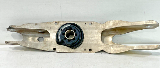 17-19 INFINITI QX30 FWD REAR LEFT OR RIGHT SIDE LOWER SPRING CONTROL ARM