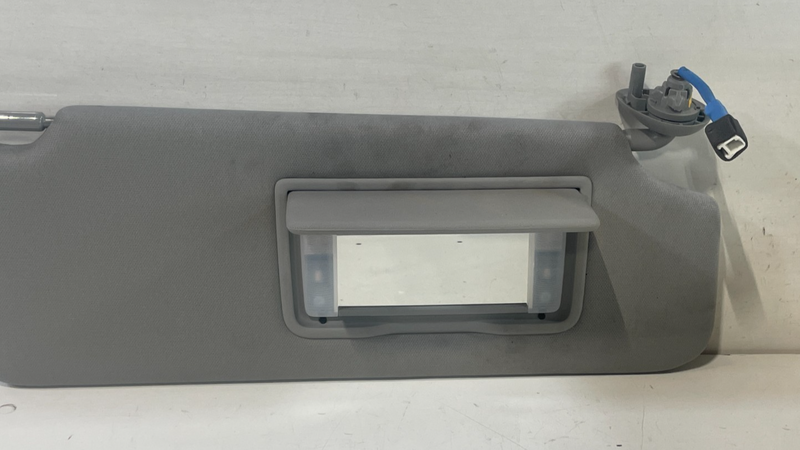 Load image into Gallery viewer, 17-20 ACURA MDX FRONT RIGHT PASSENGER SIDE INTERIOR SUNVISOR SUN VISOR # 102723
