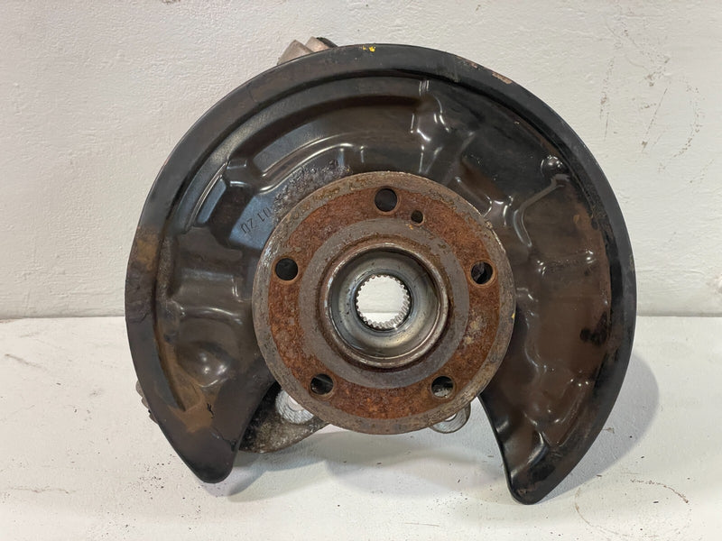 Load image into Gallery viewer, ⭐⭐ 2017-2019 INFINITI QX30 AWD REAR LEFT DRIVER SIDE SPINDLE KNUCKLE W/ HUB ⭐⭐
