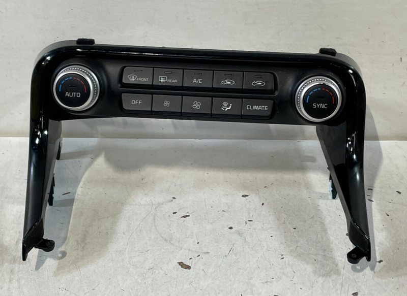 Load image into Gallery viewer, 2018-2023 KIA STINGER AC HEATER TEMPERATURE CLIMATE CONTROL SWITCH PANEL # 99621
