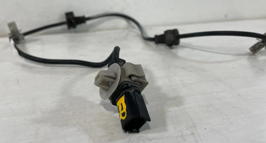 2016-2021 HONDA CIVIC, 19-22 INSIGHT FRONT RIGHT ABS WHEEL SPEED SENSOR