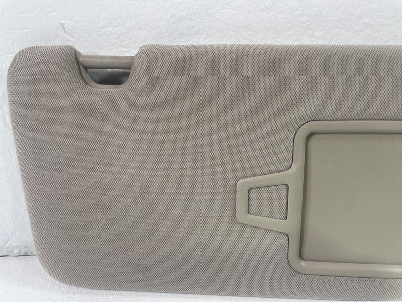 Load image into Gallery viewer, 2019 - 2021 GENESIS G70 FRONT RIGHT PASSENGER SIDE SUNVISOR SUN VISOR # 105307
