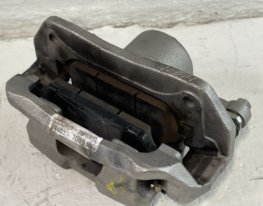 2018 - 2025 HONDA ACCORD FRONT RIGHT BRAKE CALIPER W/ BRAKE PADS 1.5L