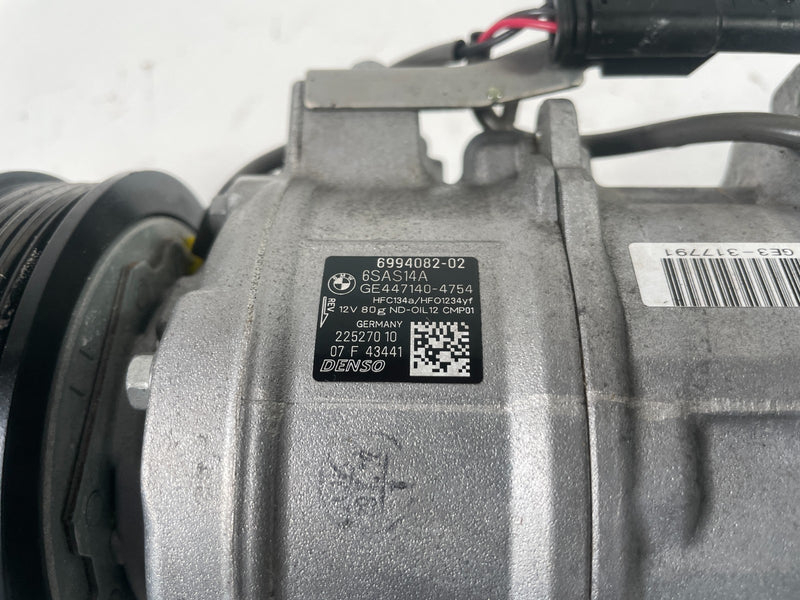 Load image into Gallery viewer, 18-25 BMW G82 M4 M440i M3 M2 X3 A/C AIR CONDITIONING COMPRESSOR ASSEMBLY #105715
