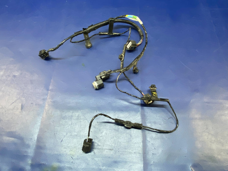 Load image into Gallery viewer, 2019 - 2021 INFINITI QX50 REAR BUMPER SUB WIRE WIRING HARNESS W/ SENSOR # 76498
