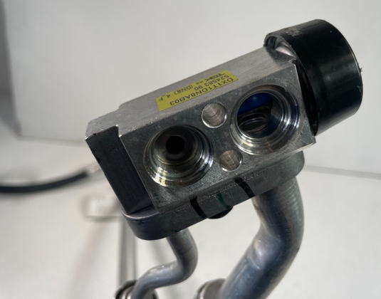 22-25 HYUNDAI TUCSON AC AIR CONDITIONING SUCTION & LIQUID LINE HOSE TUBE