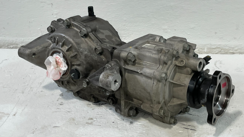 Load image into Gallery viewer, 2021-2025 HYUNDAI SANTA FE AWD REAR AXLE CARRIER DIFFERENTIAL ASSEMBLY # 102001

