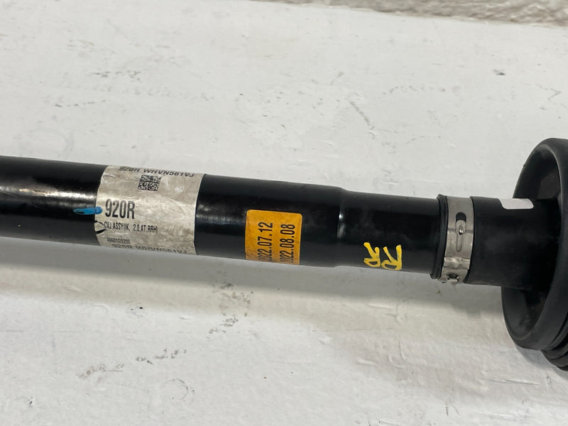 Load image into Gallery viewer, 19-23 GENESIS G70 REAR RIGHT PASSENGER SIDE AXLE SHAFT 49601-G9200 2.0L # 101048
