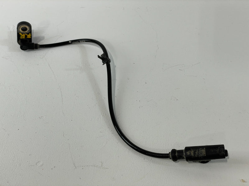 Load image into Gallery viewer, INFINITI EX35 EX37 G37 Q60 QX50 REAR RIGHT SIDE ABS WHEEL SPEED SENSOR # 84025
