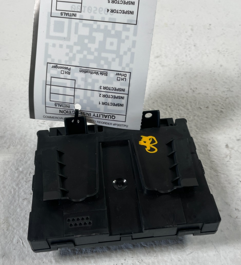 Load image into Gallery viewer, 2018-2025 BMW G82 M4 M3 M2 HVAC TEMPERATURE CLIMATE CONTROL MODULE # 105609
