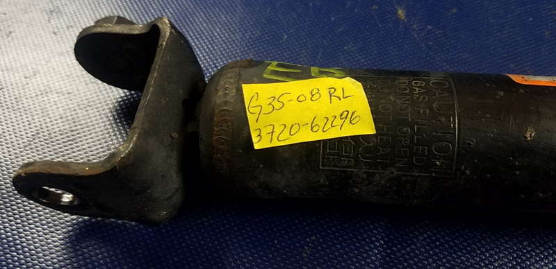 Load image into Gallery viewer, INFINITI G35 G37 Q40 SEDAN AWD REAR LEFT OR RIGHT SHOCK STRUT ABSORBER # 62296
