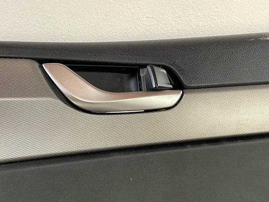 2020 - 2022 HYUNDAI PALISADE FRONT RIGHT SIDE INTERIOR DOOR TRIM PANEL