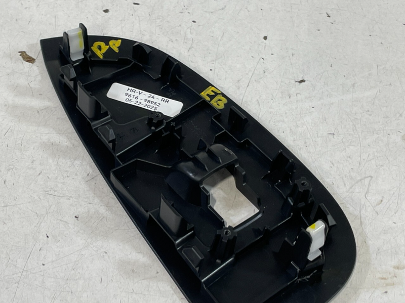 Load image into Gallery viewer, 2023-2024 HONDA HR-V REAR RIGHT PASSENGER SIDE DOOR WINDOW BEZEL SWITCH # 98952

